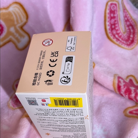 Pop Mart Labubu 'Have A Seat' Sisi - Picture 6 of 6